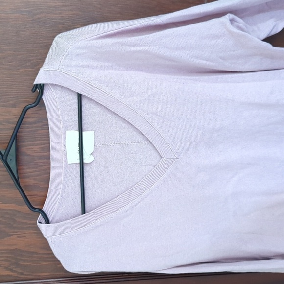 Lucky Brand Light Pink V Neck Lightweight Sweater Size Large - Picture 2 of 5